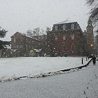 England Erfahrungsbericht Elisabeth A. - Derbyshire, Mount St. Mary’s College